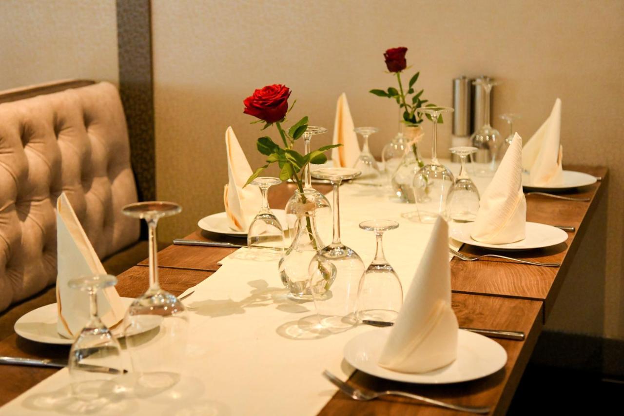 Hotel Zum Weissen Ross Delitzsch Εξωτερικό φωτογραφία